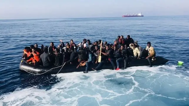 Resumen-Rescatadas-personas-pateras-domingo_EDIIMA20190505_0320_4