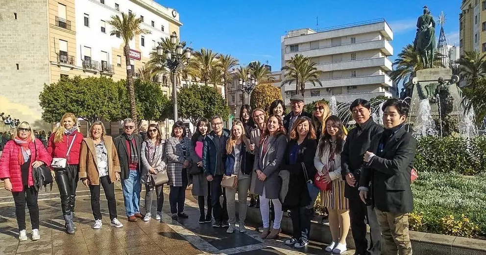 profesores-espa&ntilde;ol-plaza-arenal-erasmus