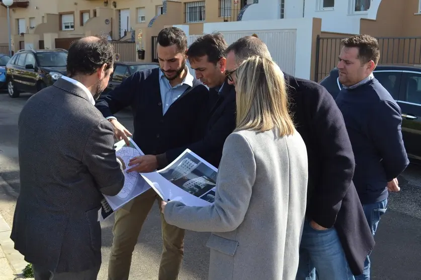 EuropaPress_2623015_El_vicepresidente_de_la_Empresa_Provincial_de_Vivienda_y_Suelo_de_la_Diputaci&oacute;n_Mario_Fern&aacute;ndez_en_Tarifa