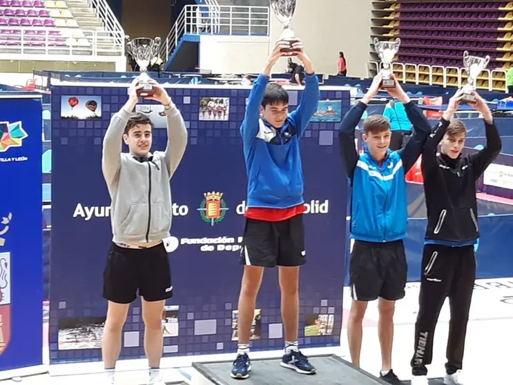 Recogida de trofeos.