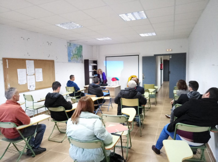 Hosteleros en un curso.