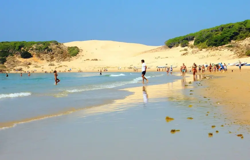 EuropaPress_1286303_playa_bolonia_tarifa_cadiz