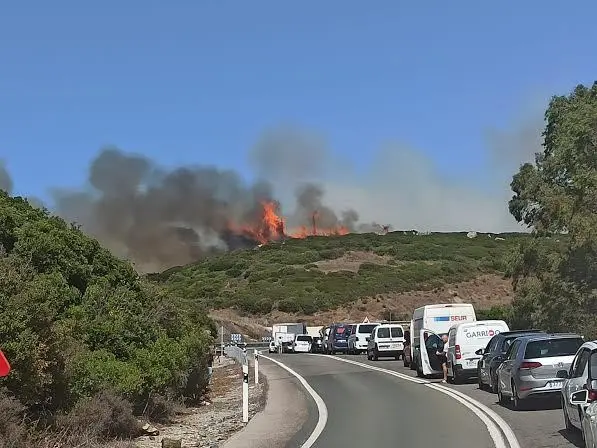 Incendio en el Mirador del Estrecho.