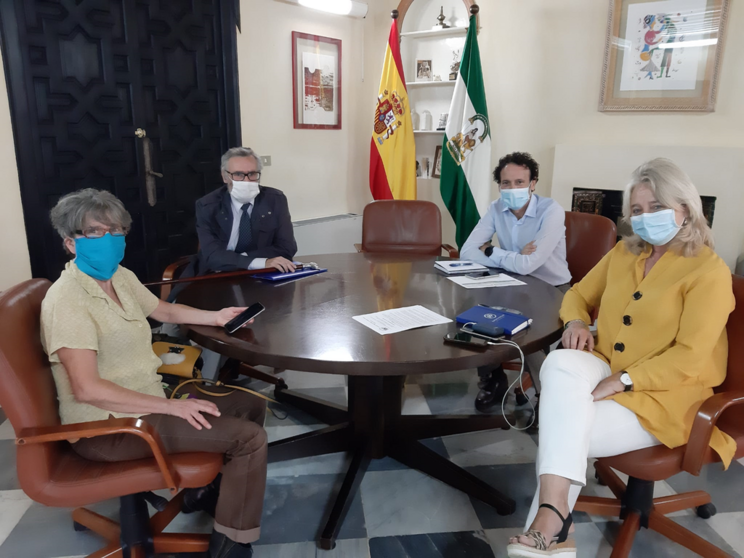 Foto reuni&oacute;n Cultura con la Ason Mellaria de Tarifa