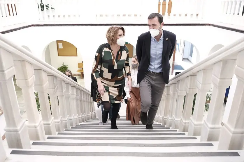 Susana D&iacute;az en el Ayuntamiento de Tarifa