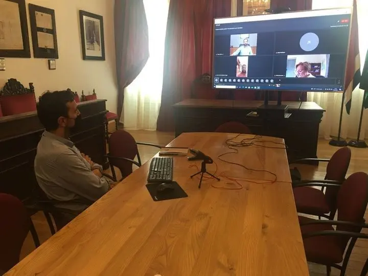 Un instante de la reuni&oacute;n.