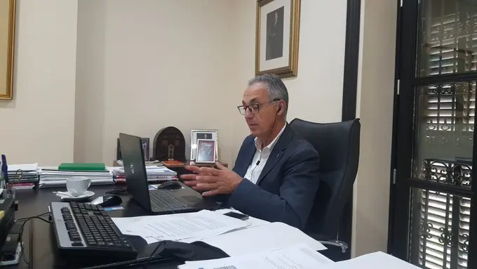 Juan Lozano.