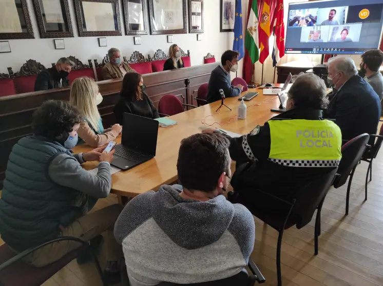 COMISIONES T&Eacute;CNICA Y SEGUIMIENTO  (1)