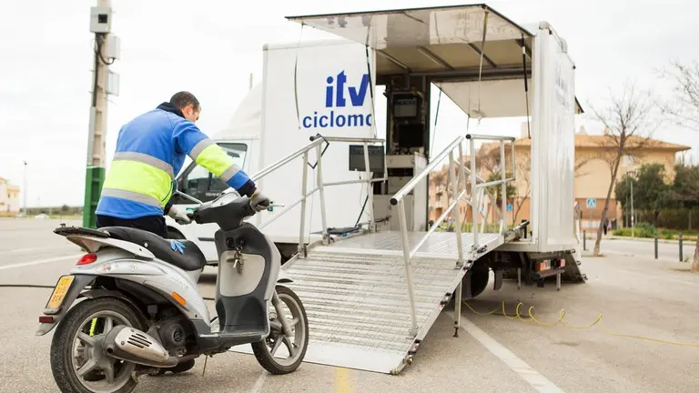 ITV ciclomotores