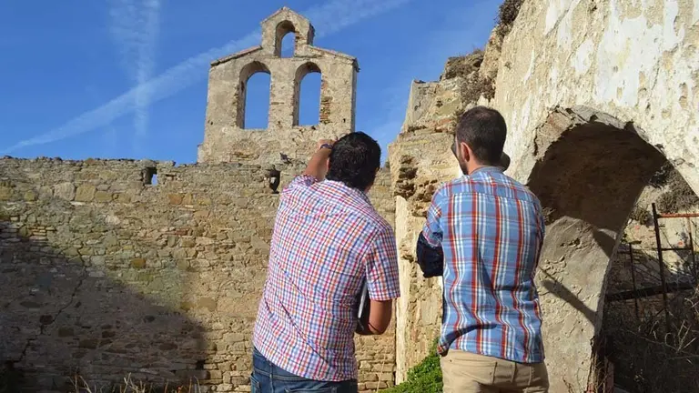 espada&ntilde;a
