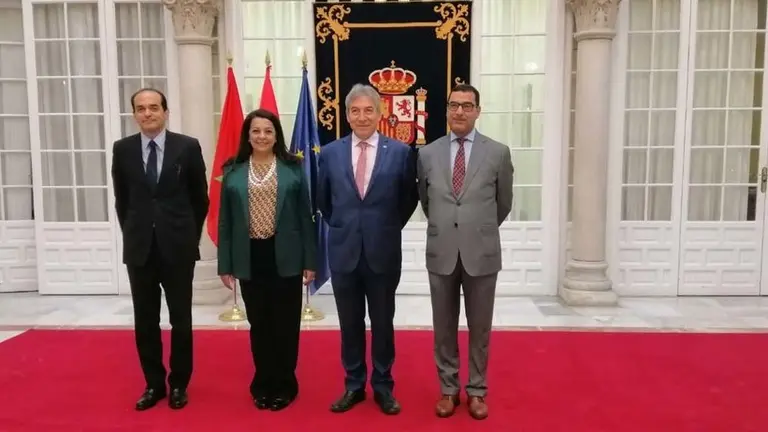 reuni&oacute;n en marruecos