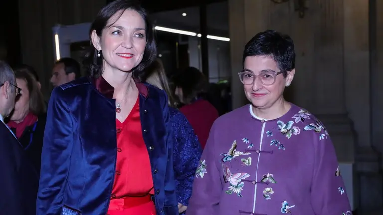 ministra exteriores