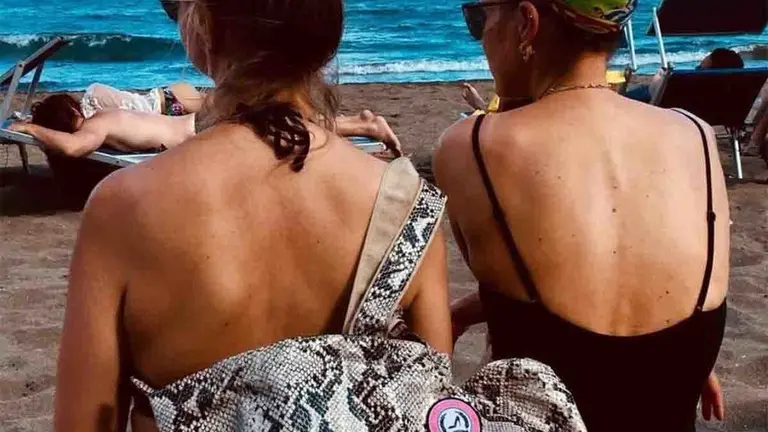 Bolsas de moda en verano: bolsos shopper de playa