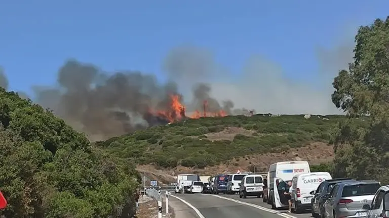 Incendio en el Mirador del Estrecho.