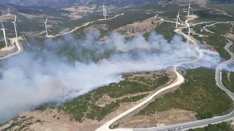 El incendio, ayer.