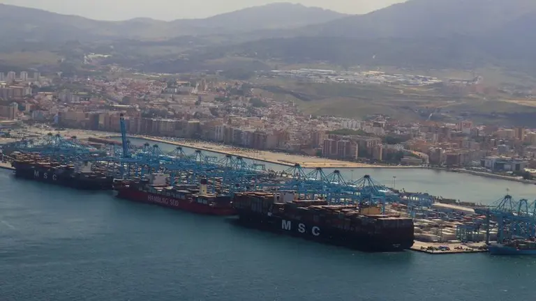 EuropaPress_3332721_puerto_algeciras