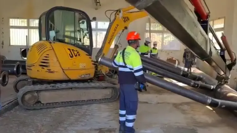 obras en la estaci&oacute;n de bombeo del almod&oacute;var