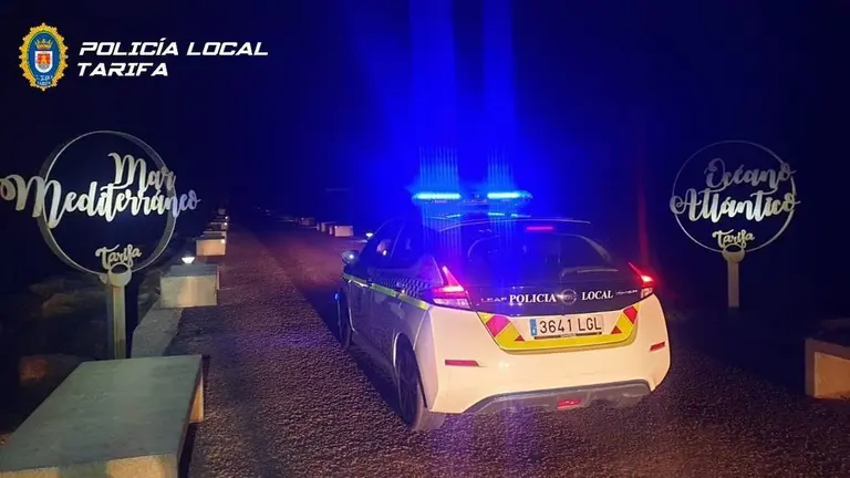 Patrulla de la Polic&iacute;a Local.