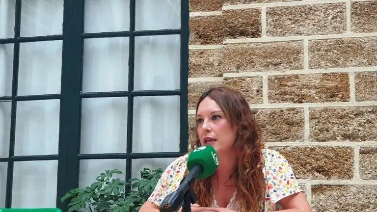 Lorena Garr&oacute;n Adelante C&aacute;diz