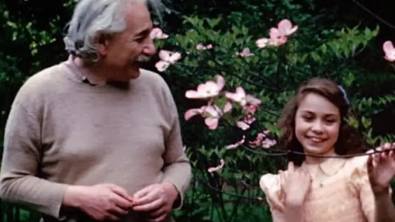 Einstein-nina1-620x412